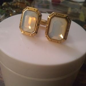 Cufflinks